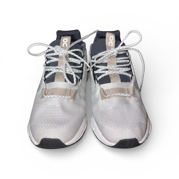 ON Cloudnova Running athletic women’s Sneakers size 7 - Picture 2 of 12